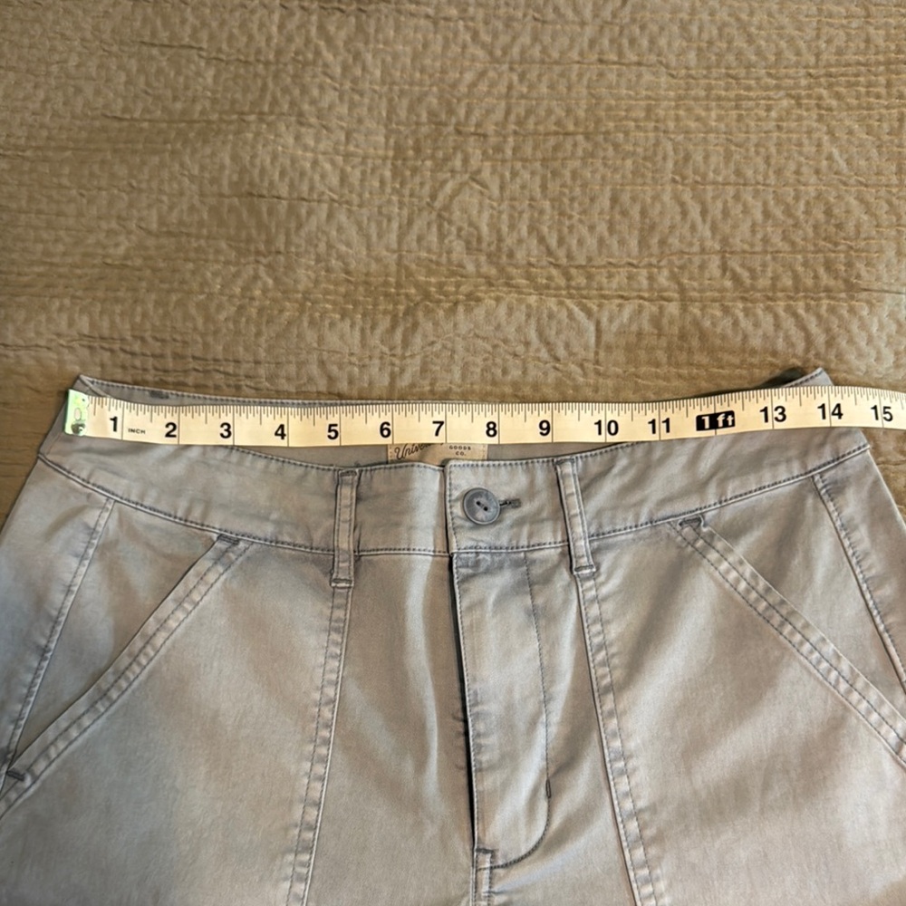 Universal Thread Gray Wide Leg Flare Jeans - Picture 4 of 8